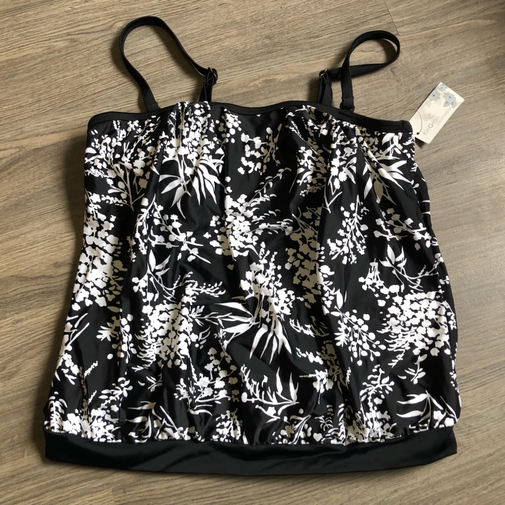 KinGFOn | NWT Swim Top